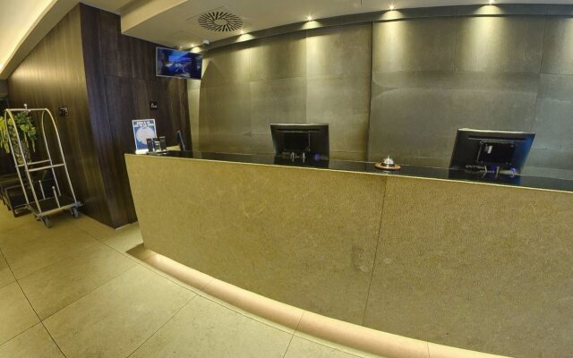 Vincci Mercat Hotel