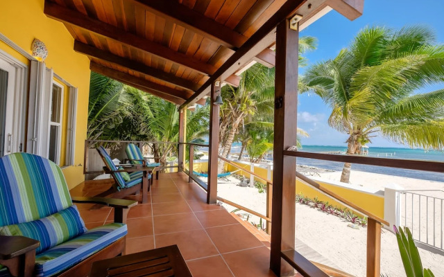 Casa De Bonita 4 Bedroom Home by RedAwning