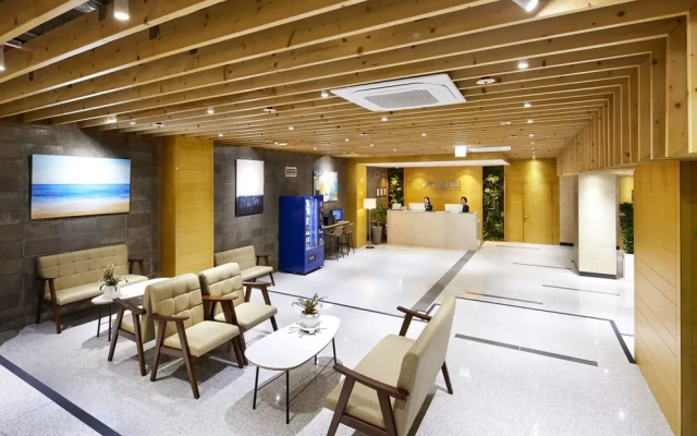 Bridge residence hotel