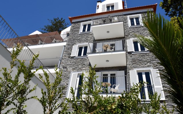1-Bed Garden Apartment In Beautiful Character Babosas Village Apartments - 3