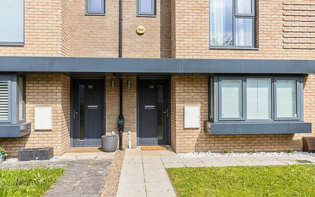 Semi-detached House With Modern Bespoke Interior