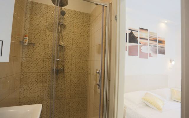 Nirvana rooms Split