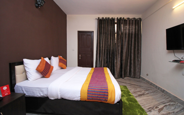 OYO 8914 Hotel Ambrosia