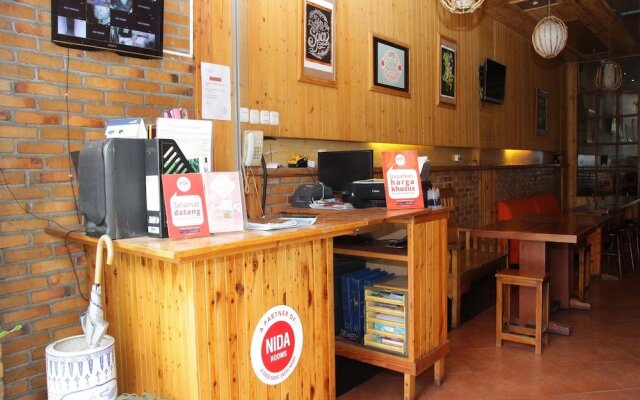 Nida Rooms Muara 16 Polonia at House of Zaza Zizi