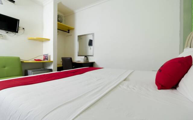 RedDoorz @ Megamendung