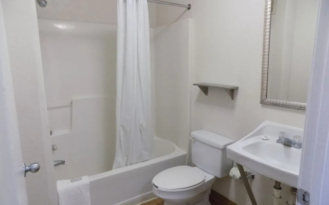 InTown Suites Extended Stay Columbus