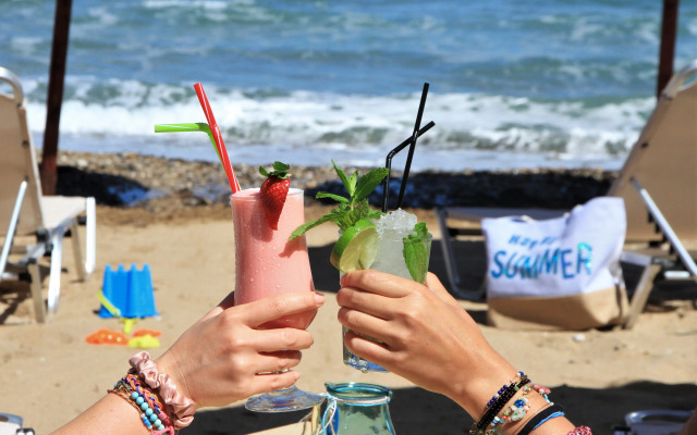 Dedalos Beach Hotel