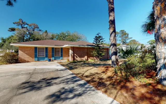Turtle's Nest Duplex 3 Bedroom Duplex