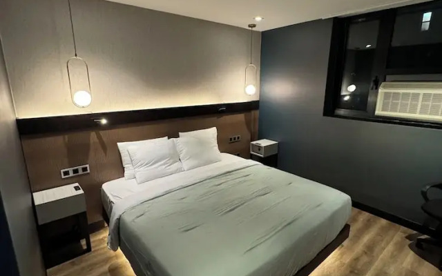 Hotel Mirage Brooklyn