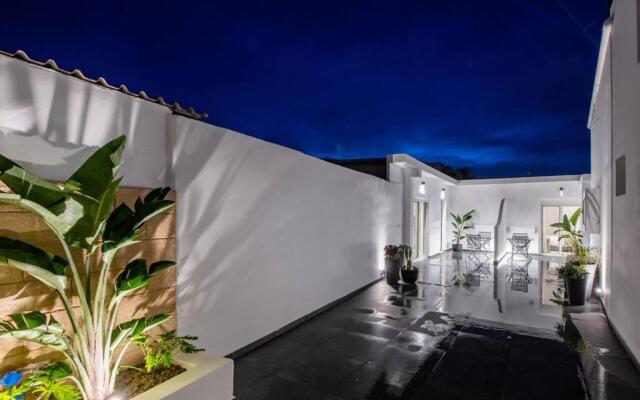 Sunwaves Beach studio II