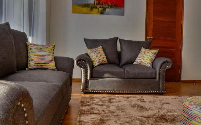 Edmor Residences - Riverside