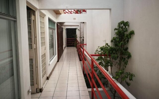 Hotel Hojarascas