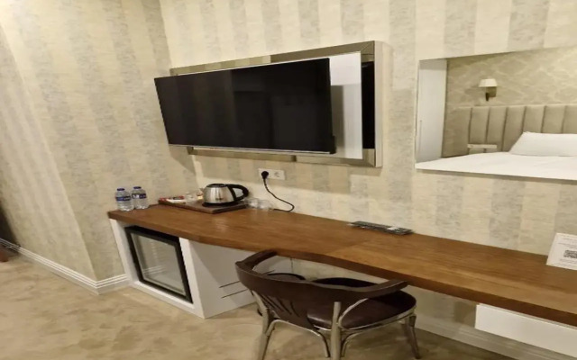 Mr Beyaz Butik Hotel