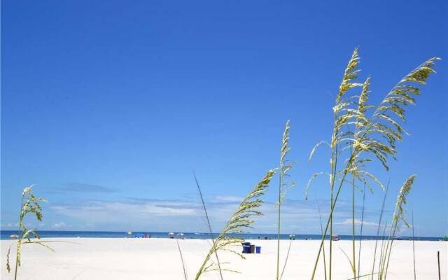 Waves 19 - Two Bedroom Condo