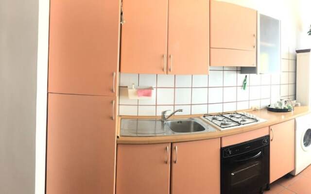 Apartment 6