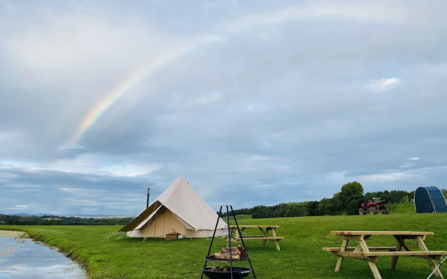 Anna-may Luxury Tent - Two Doubles