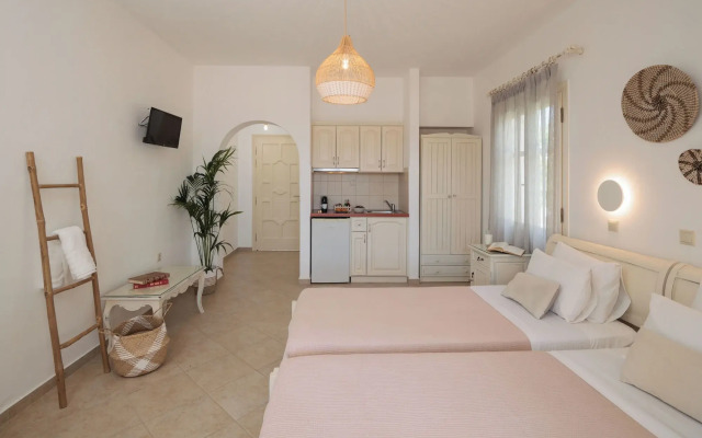 Maria's Rooms & Studios