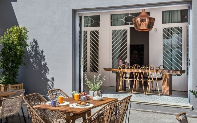 Nyx Chic Manor boutique hotel