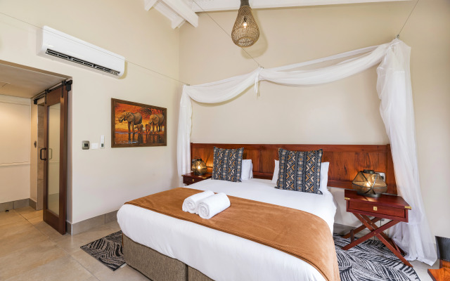 Hwange Safari Lodge
