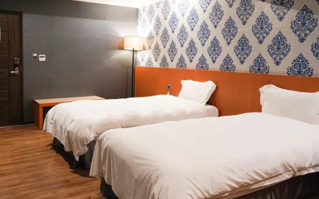 Talmud Hotel Yizhong
