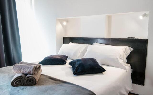 Caesar Suites On Lake Como - By House Of Travelers -
