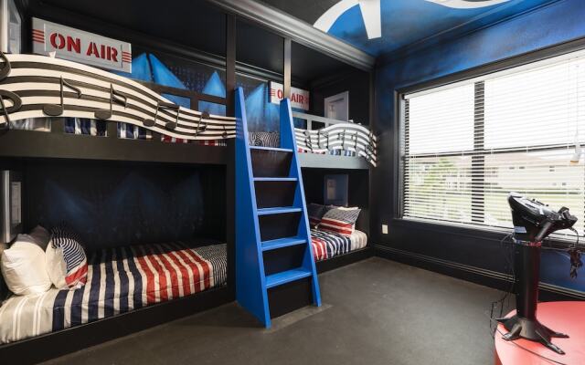 12BR Reunion Pool Home 521 by OVRH