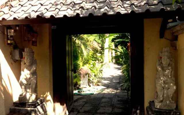 Villa Nisaka Niwasa