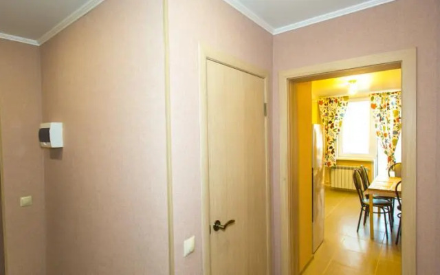 Апрель на Ямышева 53 Б