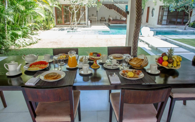 Nyaman Villas