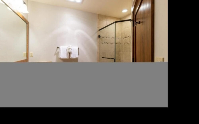 Ski Hill Road 2 - Twin Chutes