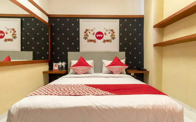 OYO 615 Residence Puri Hotel Syariah