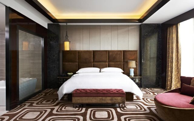 Sheraton Shanghai Waigaoqiao Hotel
