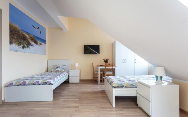 Awesome Home in Mielno With 5 Bedrooms and Wifi