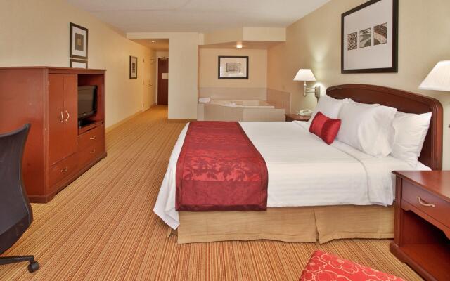Courtyard by Marriott Toronto Vaughan