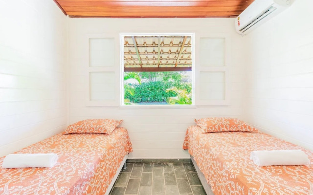 GB69 Excelente Casa a 400m da Praia