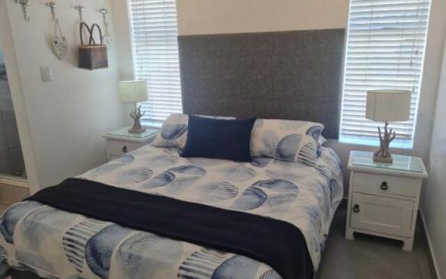 Point Village Accommodation - Wallace 9