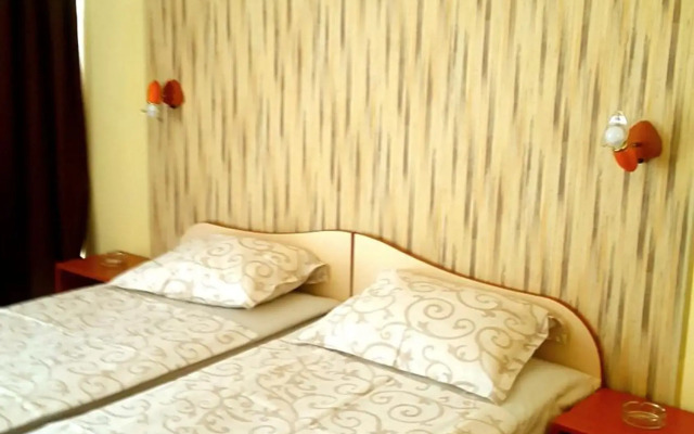 Balaton Hotel