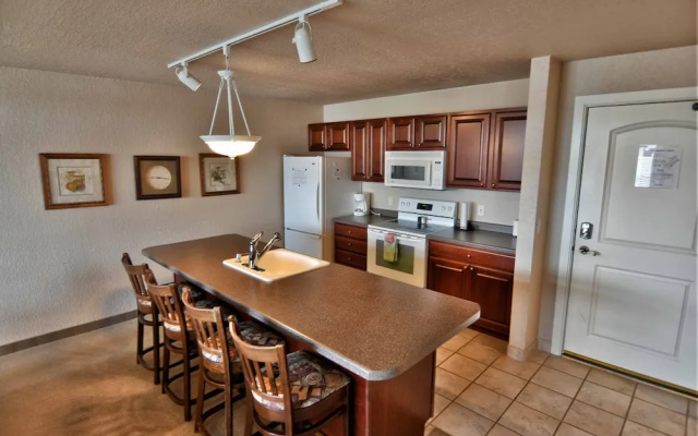 Unit 303 BD/ 2 BA