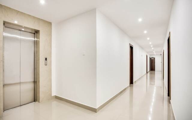 Hotel Midhuna International