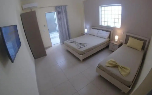 Riviera Rooms