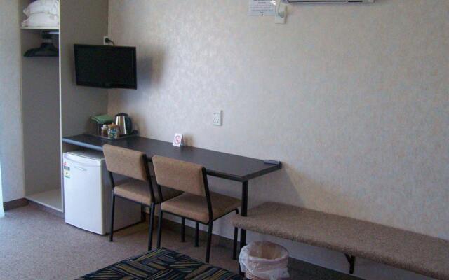 Parklands Motel