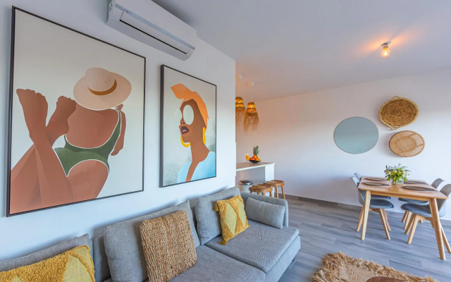 Jardín, Piscina y Fibra Óptica - SimplyTarifa