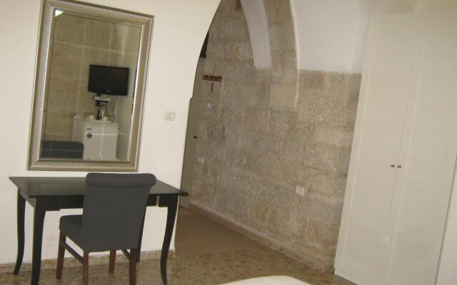 St. George’s Cathedral Pilgrim Guesthouse – Jerusalem