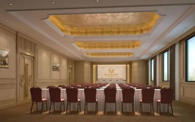 Vienna Hotel (Shenzhen Shiyan Shilong Community)