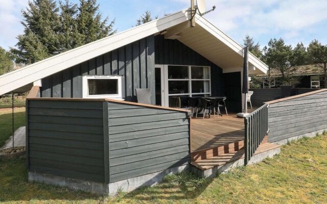 Cozy Holiday Home in Pandrup With Roofed Terrace