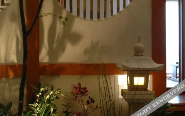 Xinda Square Apartment