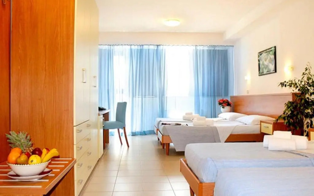 PFA Hotel La Darsena