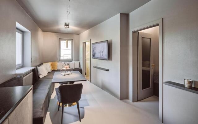 NEW Stufels 7 Design Apartment