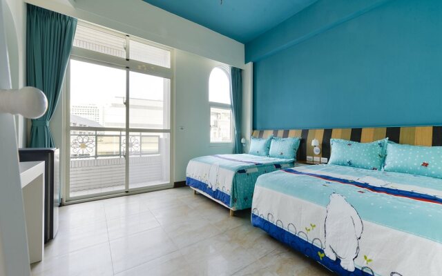 N22 Hostel