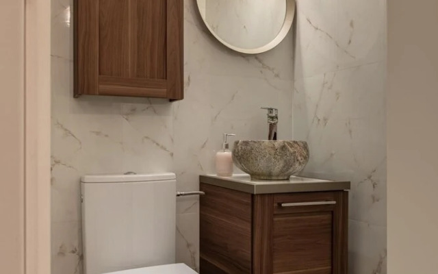 Bagheera and Mowgli in Bucure ti